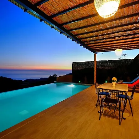 Zahira Villa *